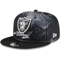 New Era Men's Cream Las Vegas Raiders 2022 Sideline 9FIFTY Ink Dye Snapback Hat