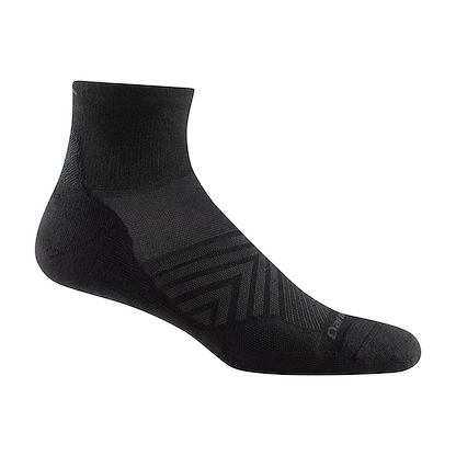 Darn Tough Men's Run Quarter Ultra-Lightweight with Cushion Sock  Black - 1040-BLACK