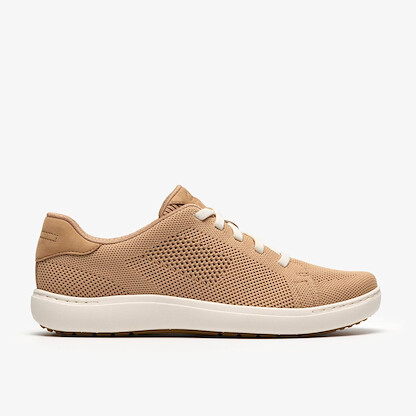 Clarks Women's Nalle Walking Shoe Beige - 26186019