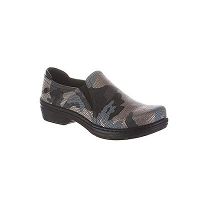 Klogs Footwear Women's Moxy Shoe