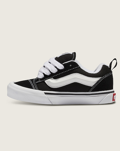 VANS Unisex Little Kids Knu Skool Skate Shoe Black/True White - VN000CYU6BT